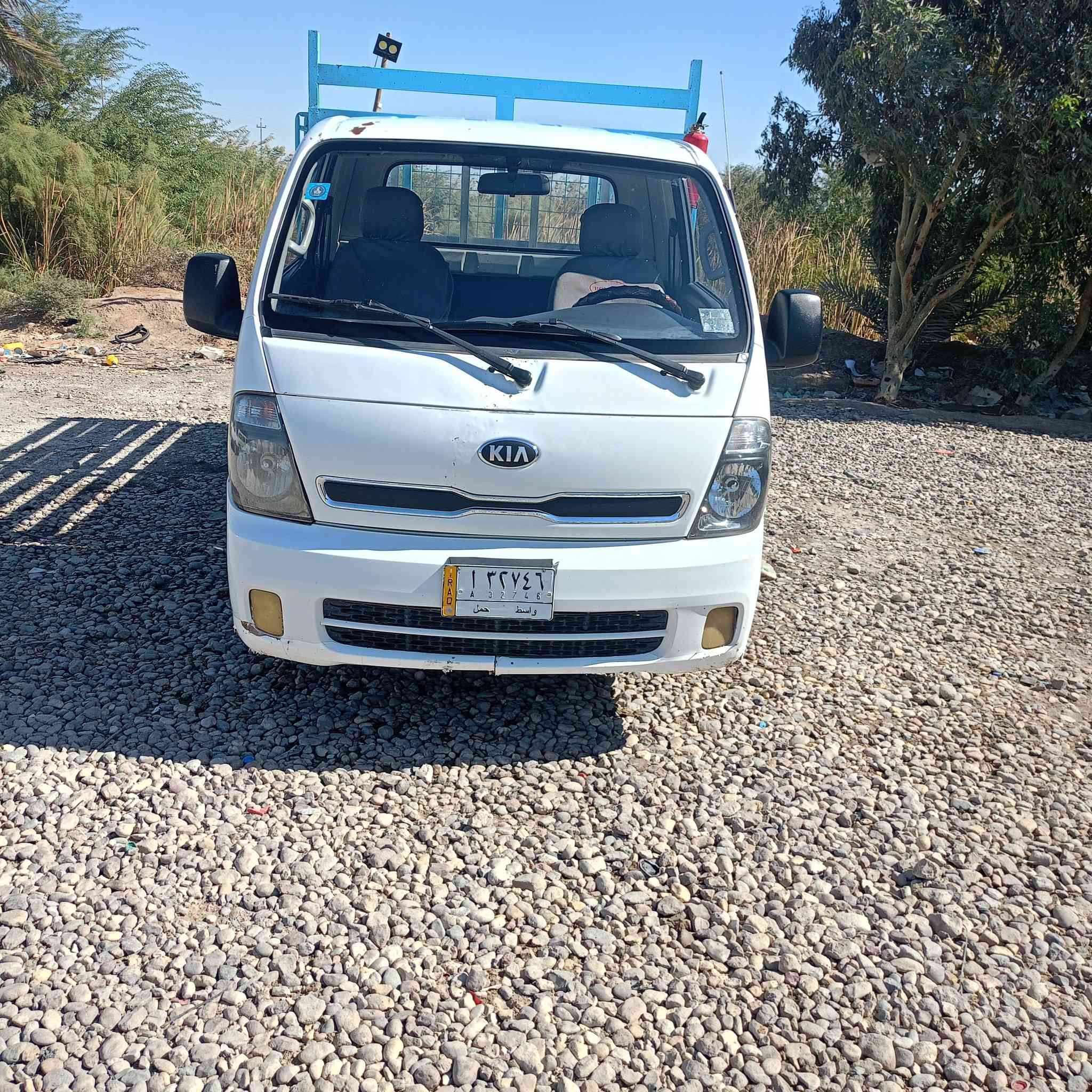 السلام عليكم
كيا بنكو  2016 للبيع
رقمها واسط 
بيا بس ضربة بل بنيد 
مكاني الكوت
السعر 110وبيها مجال للشراي 
للتواصل 
***********
