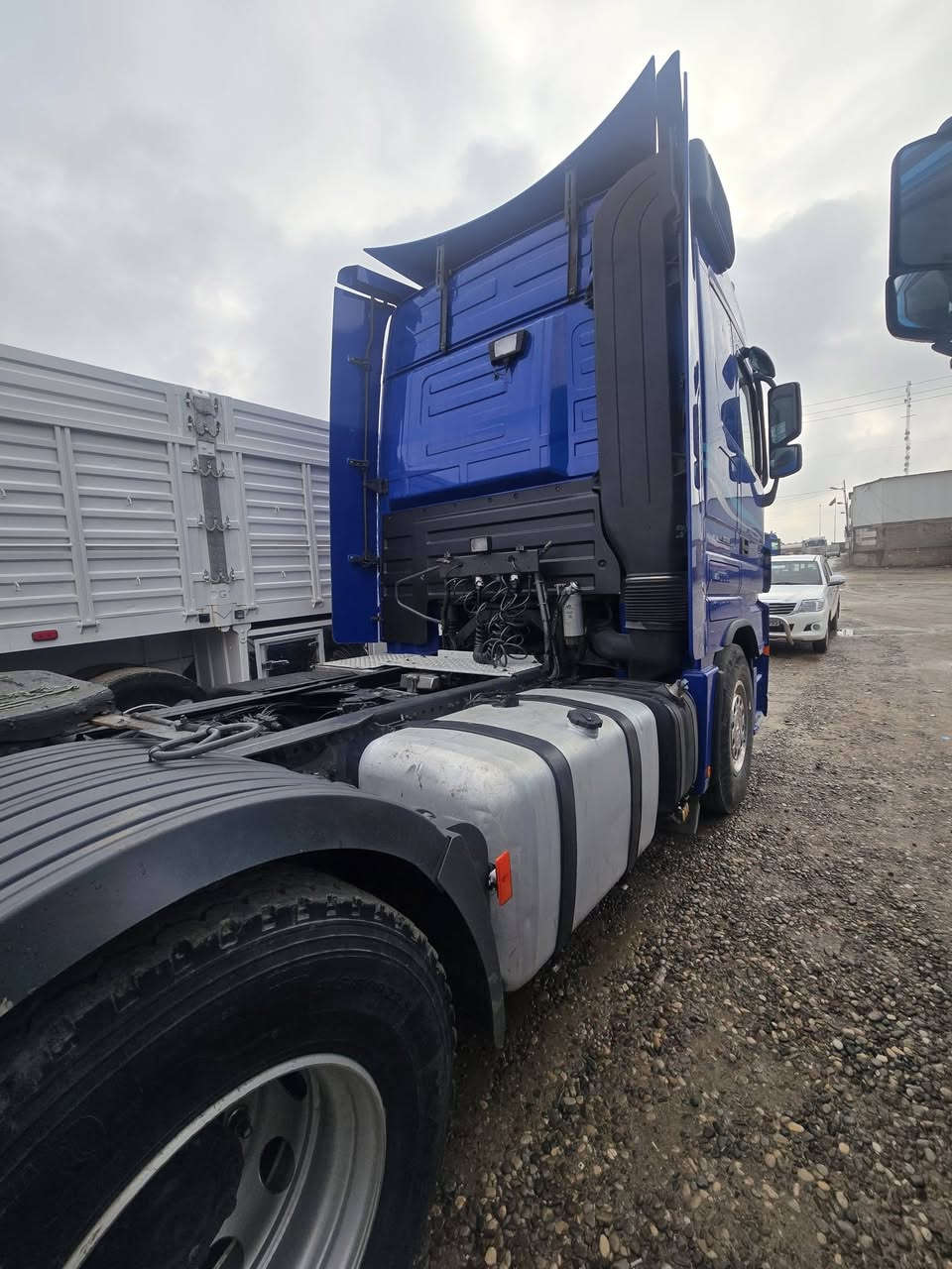 للبيع... سياره راس تريله بلادي 
موديل 2010 حجم 2748 
***********
