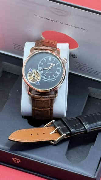 مركز متخصص بجمع أفضل وأحدث الماركات الإلكترونية العالمية في مكان واحد.
نوفر لكم أجهزة أصلية، جودة مضمونة، أسعار منافسة، وخدمة مميزة تلبي احتياجات كل عشاق التكنولوجيا.

هنا… وجهتك لكل ما هو إلكتروني موثوق وعالمي.
 
للتواصل 
***********
