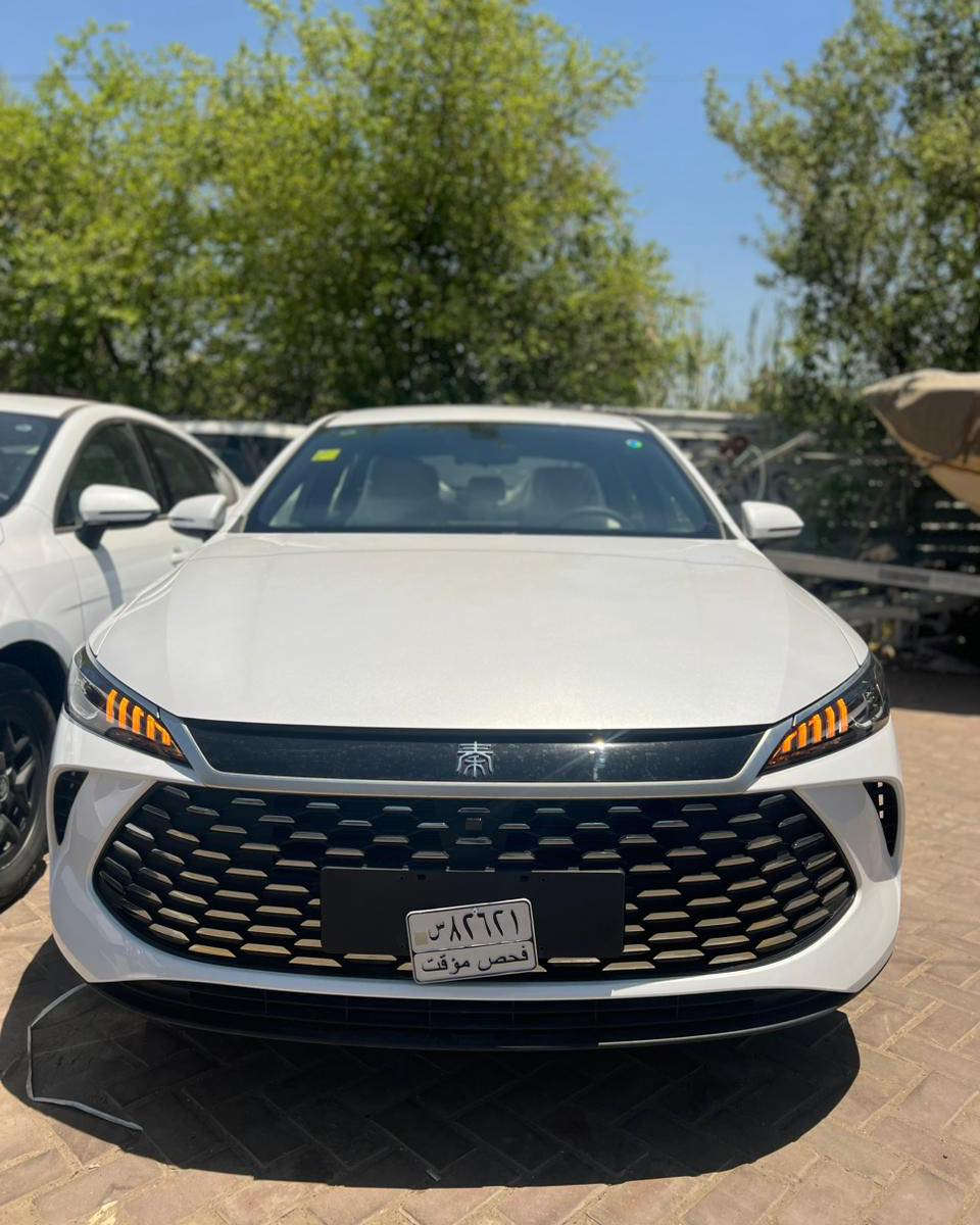 🚘بي واي دي گن بلاص 🚘
• موديل 2025 
  ( ابيض داخل ابيض) 🔥وماعدنا دلالية🔥

❗️ويتوفر  داخل ابيض❗️

🔋 المحرك والتقنيات
 • محرك 1500cc اقتصادي (Hybrid + Electric + Petrol)
 • تبريد أمامي وخلفي قطعتين
 •   تمشيك  مايقارب2100 كم🔥+ على الكهرباء فقط 55km
 • بصمة + كارت دخول ذكي
 • شاشة وسطية
 • كامرة خلفية
 • حساس خلفي 

💡 الإضاءة والتصميم
 • لايت زنون
 • بك لايت LED
 • ويل اسود مات 
 • داخل جلد لون ابيض
 • تحكم مقود جانبين

ملحقات:- شاحن + كارت+ ماسحات+ مثلث وجميع التفاصيل 

تجربة قيادة مختلفة وتفاصيل تليق باللي يدور على شكل + أداء + تقنية.

📍 العنوان: بغداد – الوزيريه– قرب قاعه الريان للاعراس
شركه ومعرض عصر السرعه 

📞 للحجز والاستفسار
***********
***********
