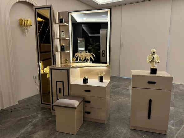 عروض راس السنه🎉🎁

✨موديل (جلو ) المودرن 10قطعه
💵السعر  1.750.000/مليون750 ألف فقط💵
📏 الموصفات🛌
الكنتور مع الملحق:335
ضهر بلوك 🧱
برغي وچوي حديد 🔩
صبغ حراري 🩸
صناعة تركية درجة أولى 🇹🇷
 🚚خدمت التوصيل وشد 75 ألف🚚🛠️
 + تدفع وانت ببيتك
باقي المحافظات: متوفر توصيل وشد
✔️ مطابقة للصورة 100% – أي اختلاف نتحمل المسؤولية
مفرد _جمله
📍العنوان _موصل_ صناع الكرامه مخازن فقط 
🗒️ملاحظة  انبيع بأسعار الجمله  يعنى انبيع بأسعار المخازن مو ب اسعار المعرض 💵
 📞 للحجز والاستفسار📞وتساب‭ ‭0770 890 0536‬/
