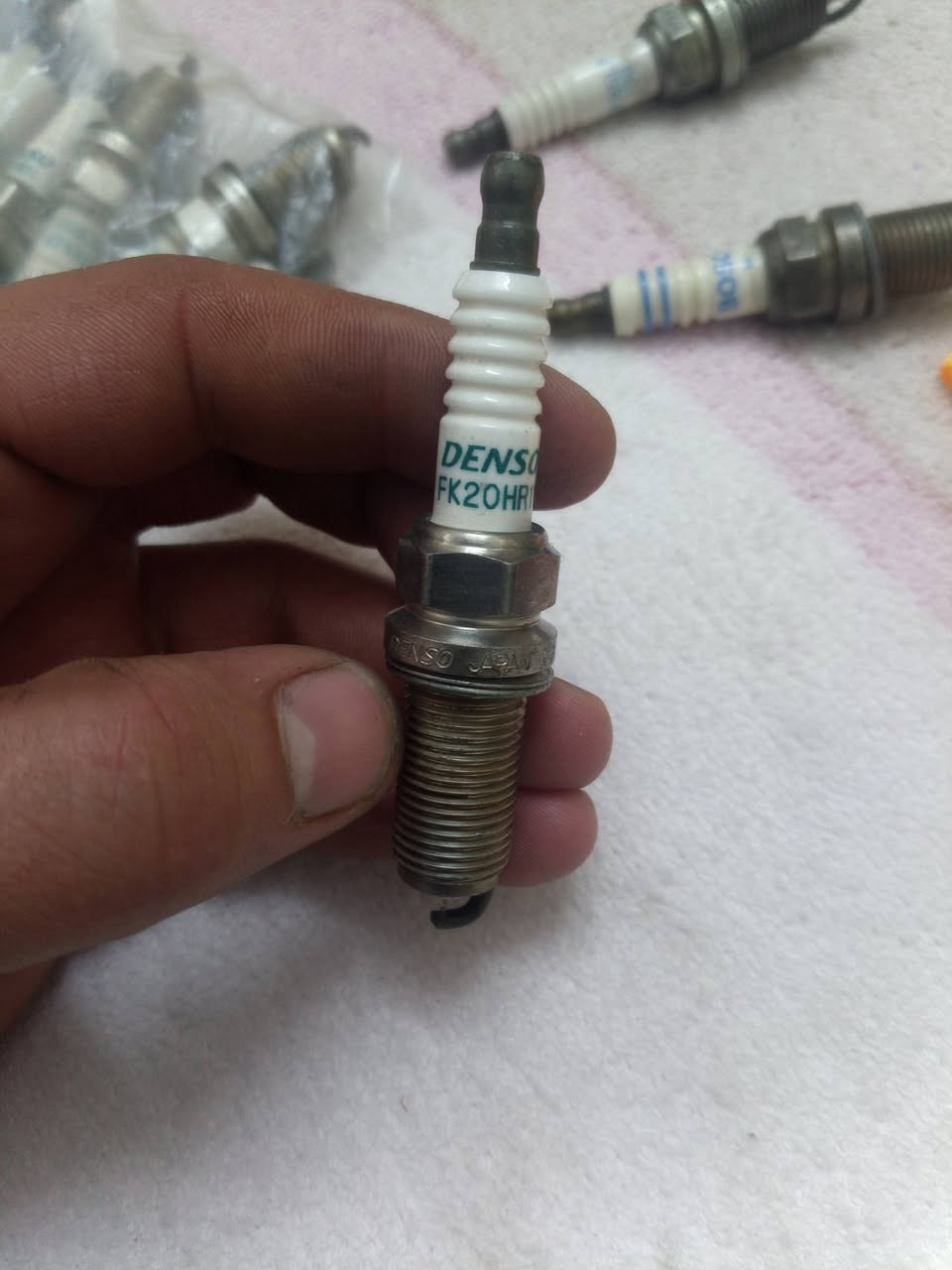 السلام عليكم ورحمة الله وبركاته بلكات تفصيخ الاصلي دنسو 16 16سن طولي ليزري حار بارد مفرد جمله واتساب ***********//
