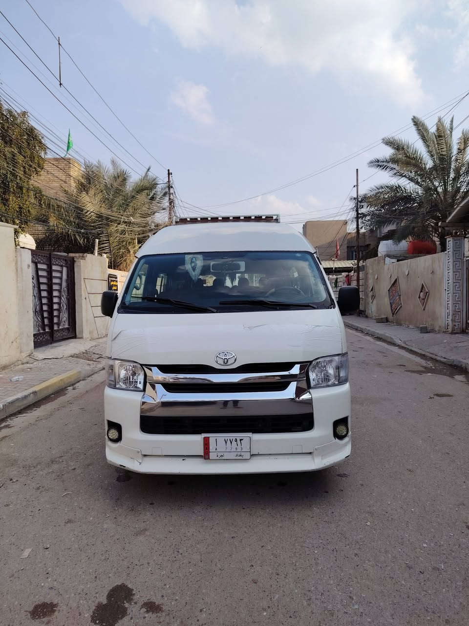 السلام عليكم هايسه للبيع موديل 2011  سياره بيهة صبغ مكينه كير اكسن تبريد مكفول  + تخم تاير جديد + سياره خير من الله جاهزه كبل لشارع مكاني بغداد جسر ديالى القديم السعر 220 وبيهة مجال حك الجيه انتصال علئ الرقم ***********
