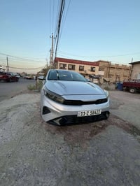 كيا سيراتو مديل 2023 وارد كوري السياره محول ستيرن نص فول الحادث قطعة ج...