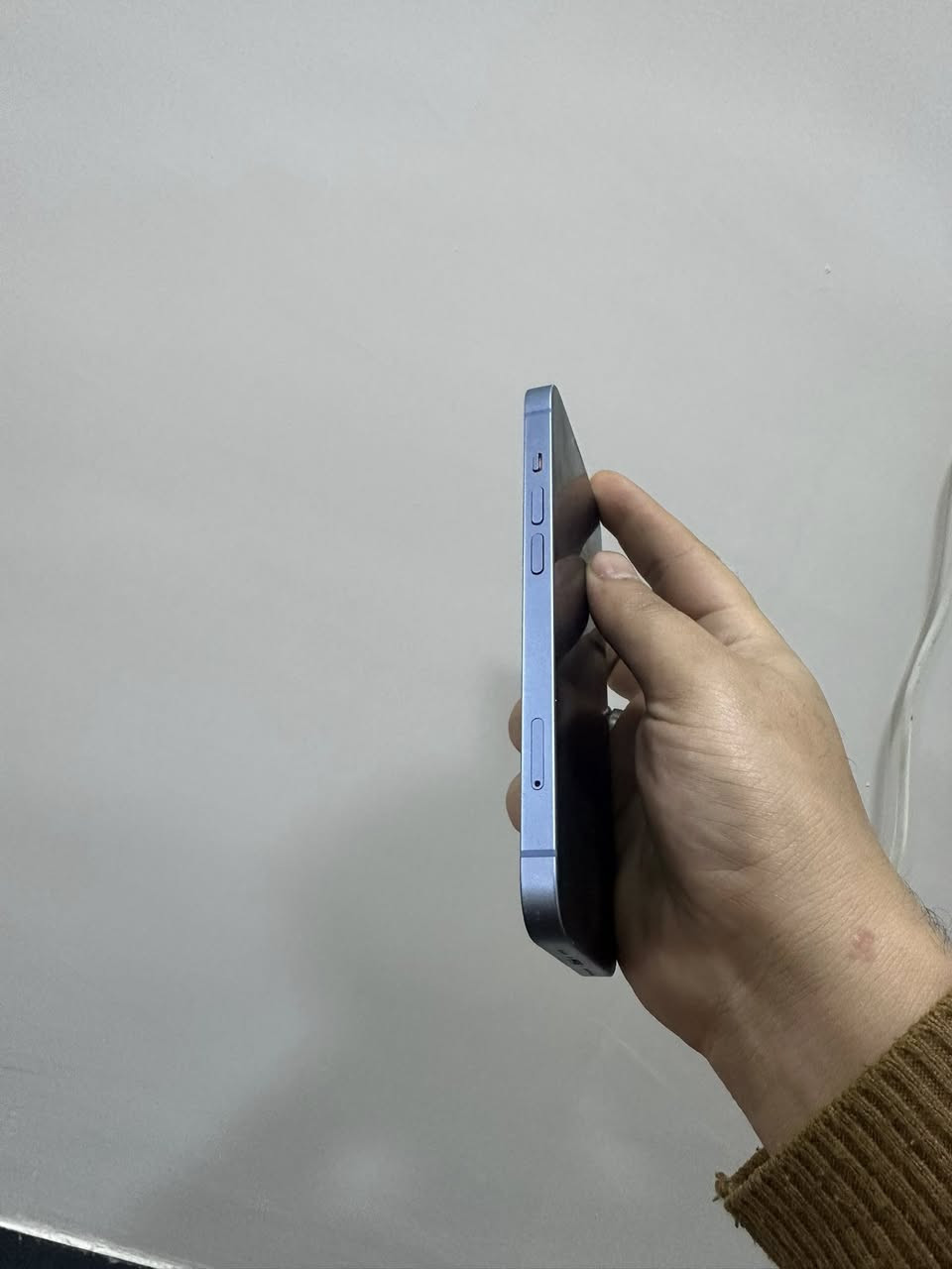 يالله❤️
ايفون 14عادي 
ذاكره 128
بطاريه 88
الجهاز بلادي وتر بروف
شرق اوسط عربي 
شخط ما بي نضافه مليارر
الجهاز مفتوح تخطي خطه ما يشتغل 
الباقيه كله شغال وضمان 
للبيع او مراوس السعر 400الف 
للتواصل ***********. ***********
