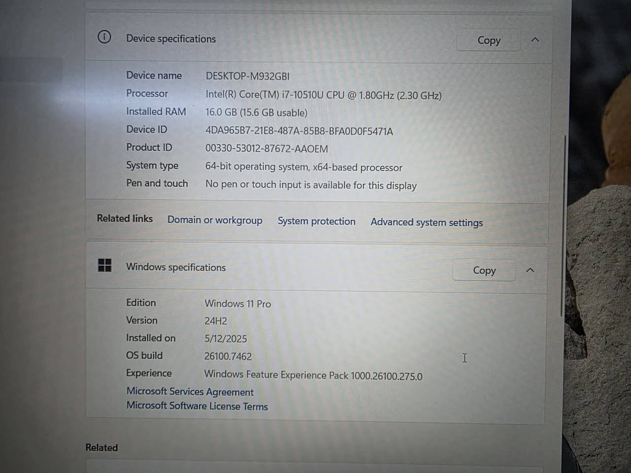 سلام عليكم ورحمة الله 
حاسبة DELL 3550 مستخدم شي قليل 
ما مفتوحة على ايدي 
مواصفاتهة 
1 /جيل العاشر / معالج كور اي 7 
2 /رام 16 كيكا بايت 
3 / الهارد 1 تيرا يعني الف كيكة 
4 / VGA 2GB NVD P520 
5 / شاشة ليد 15.6 
6 / ماوس هدية 
7/ شاحنة 
8 / كشن تحكم للماوس 
حاسبة ممتازة مواصفات حلوة 
سعر 350 قفل مكاني بغداد الشعب 
وعندي توصيل 5 الف وين ما جنت وهاذا رقمي ***********
