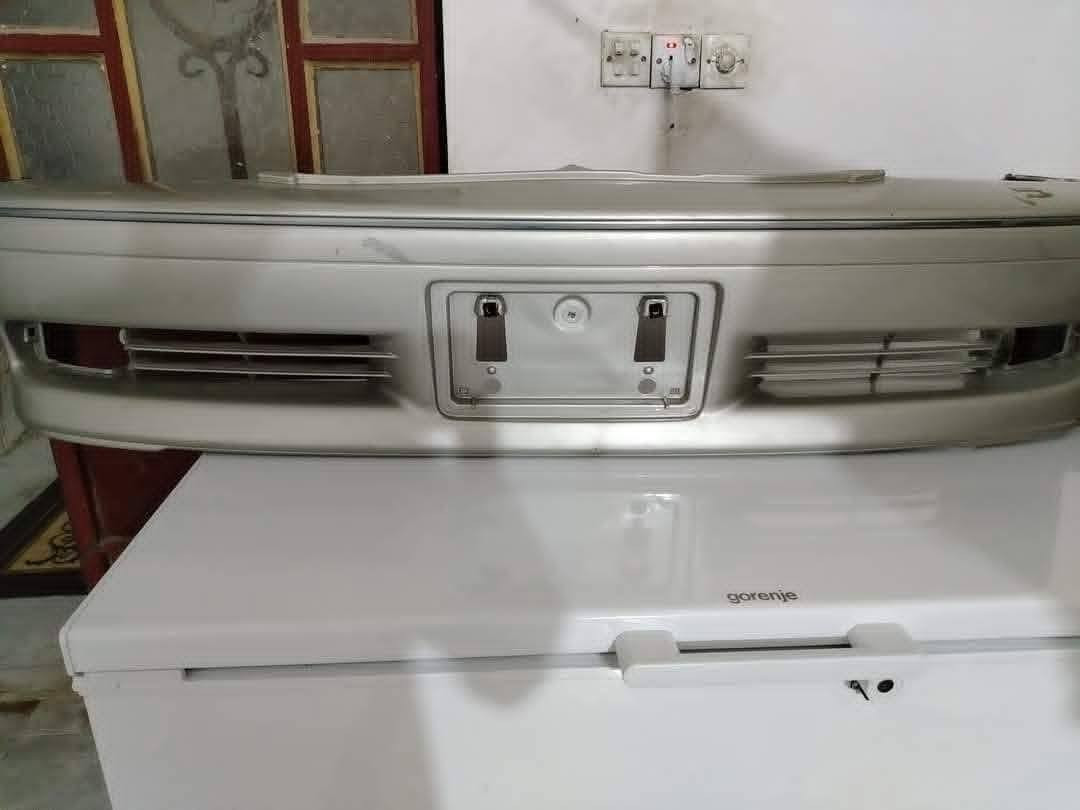 سلام عليكم للبيع زوج الايتات ملكه كرستال جهت سايق بيه كسره عوزه تبديل جامه دركه عادي دعاميه ملكه ماميه لون سلفريه عنوان ناصريه رقم الهاتف ***********
