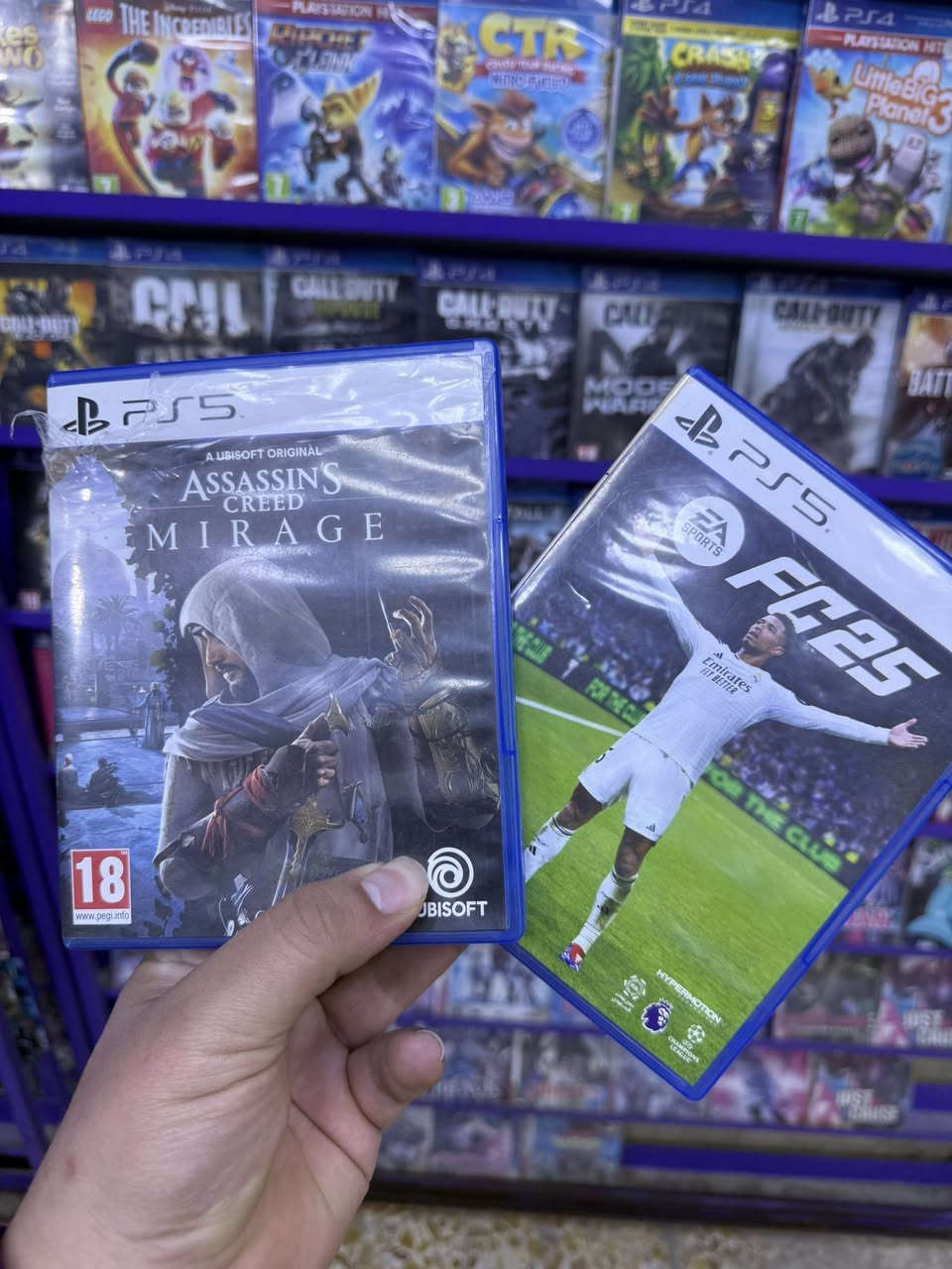 سلام عليكم
اتوفرت وجبه جديده من المستعمل بيع وامراوس 
المكان سيف سعد 
للستفسار ***********
