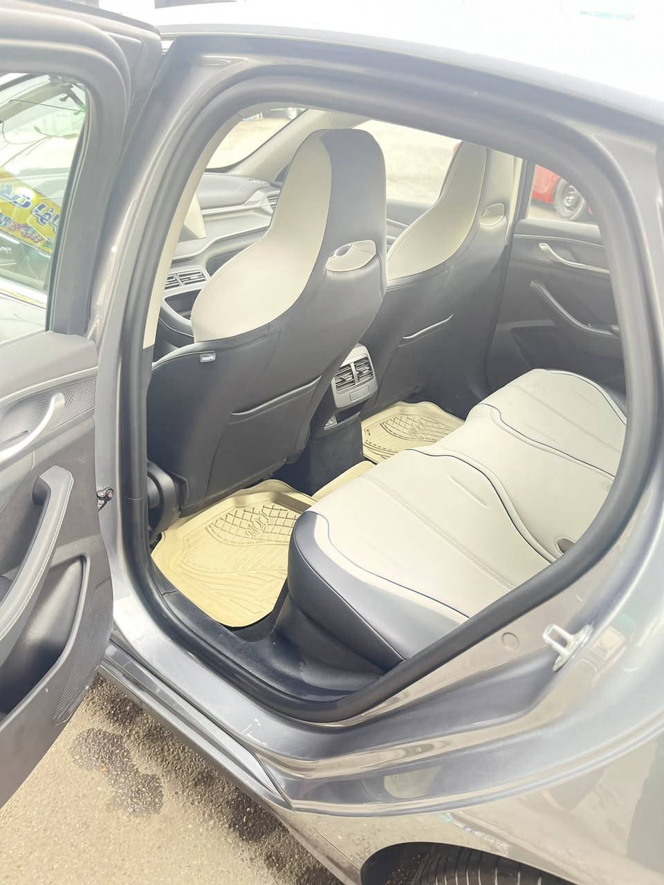 بي واي دي دسترويل 2025
مكفولة من كلشي 
للاستفسار ع رقم ***********
