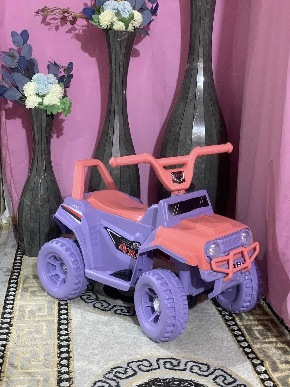 السلام عليكم
الدراجه والسياره نضيفات كلش استعمال قليل كلش 
الدراجه شحن من عمر ٢-٥ سنوات 
السياره عمر ٢-٤ هيج شي 
*********** 
واتساب او اتصال
