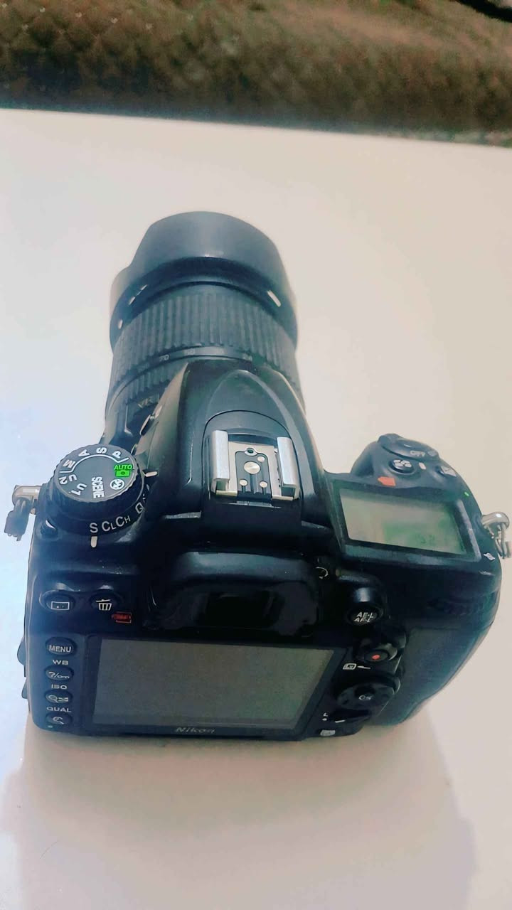 ‎كامرا نيكون D7000 السعر ٣٠٠ الف رقم الهاتف ***********‎ عمارة, ميسان
