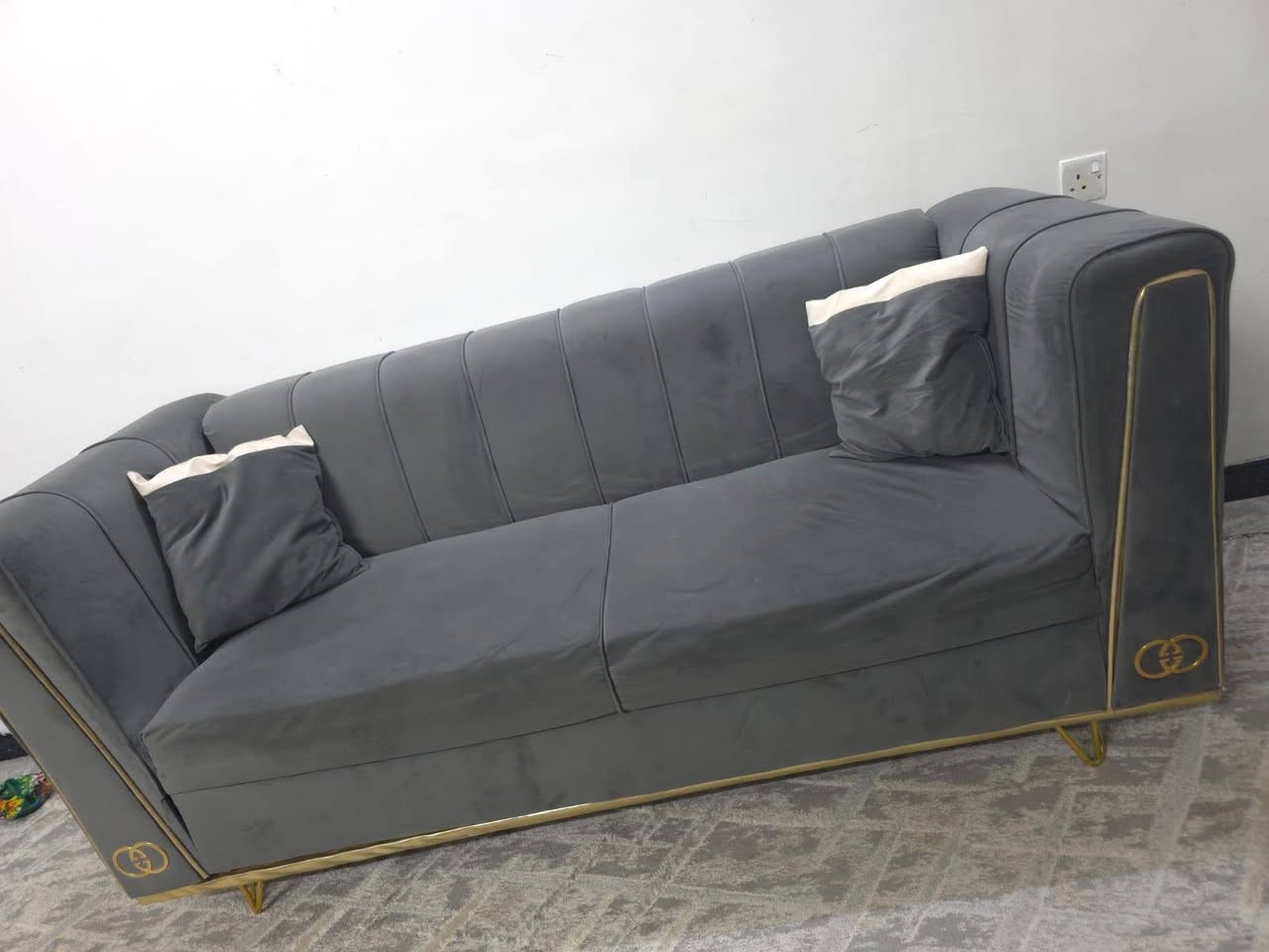 سڵاو ئەم تاقمی نوستنو قەنەفەیە بۆ فرۆشتن نرخی ٢٠٠ دۆلار و معامەلەیەکی کەم
*********** السليمانية, العراق
