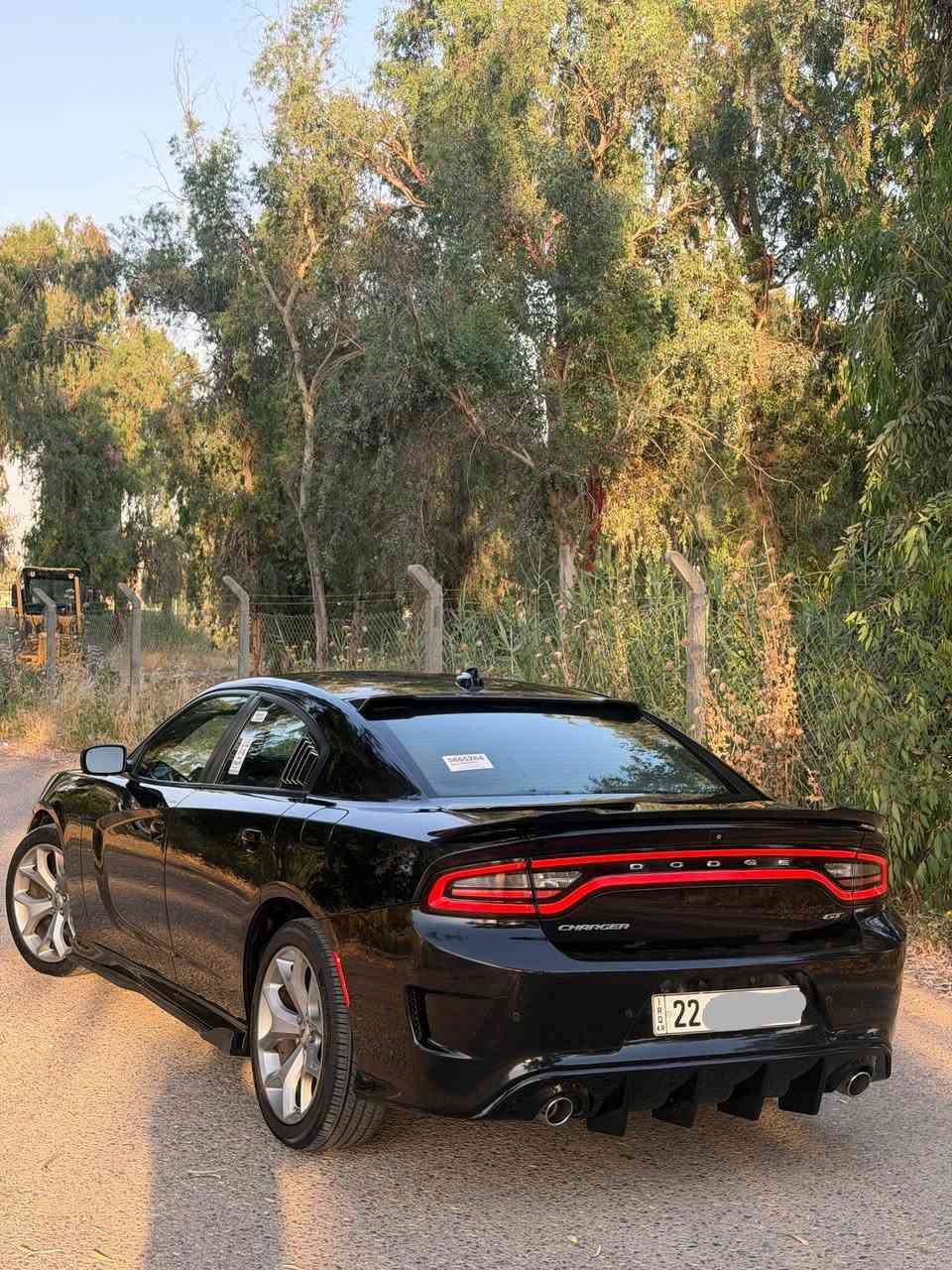 جارجر 2019 GT 
اسود  
جاملغ امامي صبغ
تشغيل عن بعد كشن كهربائي
تحكمات ستيرن جهتين
شاشه كبيره
كاميرا خلفية
حساس خلفي
نظام سبورت وسوبر تراك باك
تبريد قطعتين
عداد المشي 80mi
سيارة بأسمي شرط التحويل
رقم سنوية هزة كله جديد
سيارة جديدة وجاهزة بدون مصرف
مكان السيارة الموصل حي الحدباء
للتواصل على الارقام *********** اتصال او وتساب:- ***********
