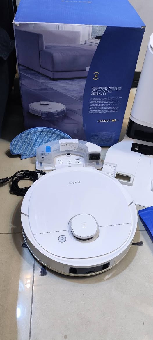متوفر مكنسة T9 plus من ايكوفاكس 
كنس ومسح 
تفريغ ذاتي للغبار
خزان ماء اهترازي
خزان معطر
رادار وخرائط متعددة 
تجاوز للعوائق
مستويات متعددة للكنس والمسح
تطبيق موبايل ايكوفاكس


**إذا كنت صاحب هذا الإعلان وتريد حذفه لأي سبب، رجاءا أرسل رسالة إلى الدعم الفني**