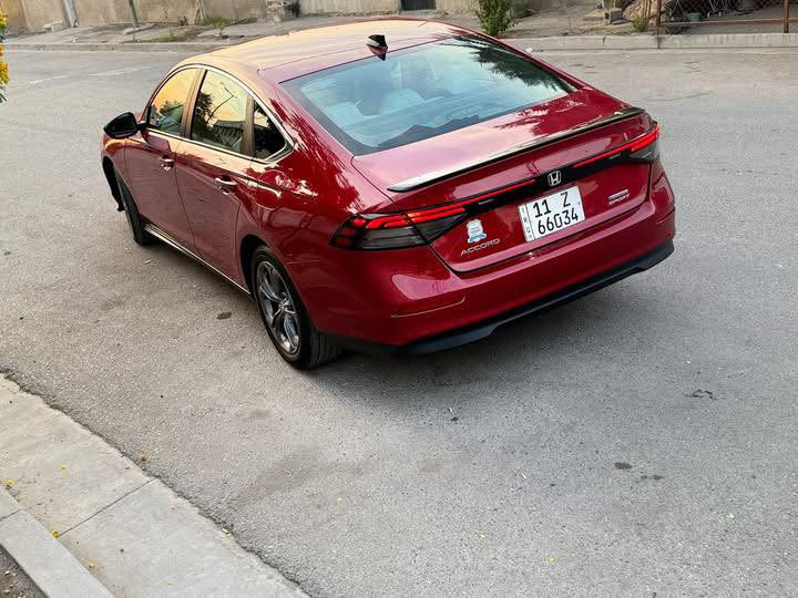السلام عليكم Honda accord hybrid sport 2023

       حجم المحرك : 2000 sport هايبرد

ضرر السياره : كلين كلين تخرب اطلاق نار على كدهن مصلحات فقط 4 طلقات فقط 
        
حالة اليرباك : سليمه بدون ايرباك
المسافه المقطوعه : 35 ميل

#مواصفات
• مكينه 2000
• شاشة كبيرة
•فتحه
• كاميرا خلفية 3 انظمة
• كرسي كهرباء  
• رادار امامي
• مانع تصادم
• محدد مسار 
• تصحيح مسار
• شفتات بالستيرن
• مثبت سرعة
• مانع انزلاق
• دخول ذكي 
• إنارة ترحيبية
• هاندبريك كهرباء
•لايت عدسات زينون
• نظام اوتو لايت Auto
• لايت العالي زنون 
• حساسات مطر 
• حساسات دخول الإنفاق
• حساسات ضغط هواء الإطارات
• أوامر صوتية
• 3 أنظمة قيادة (eco, ev, sport)
• بلوتوث
• مدخل USB + AUX 

السعر : 188$ وبيه مجال قليل

تفاصيل اكثر هذا رقمي ☎️ *********** تحياتي 
مكاني بغداد القاهره
