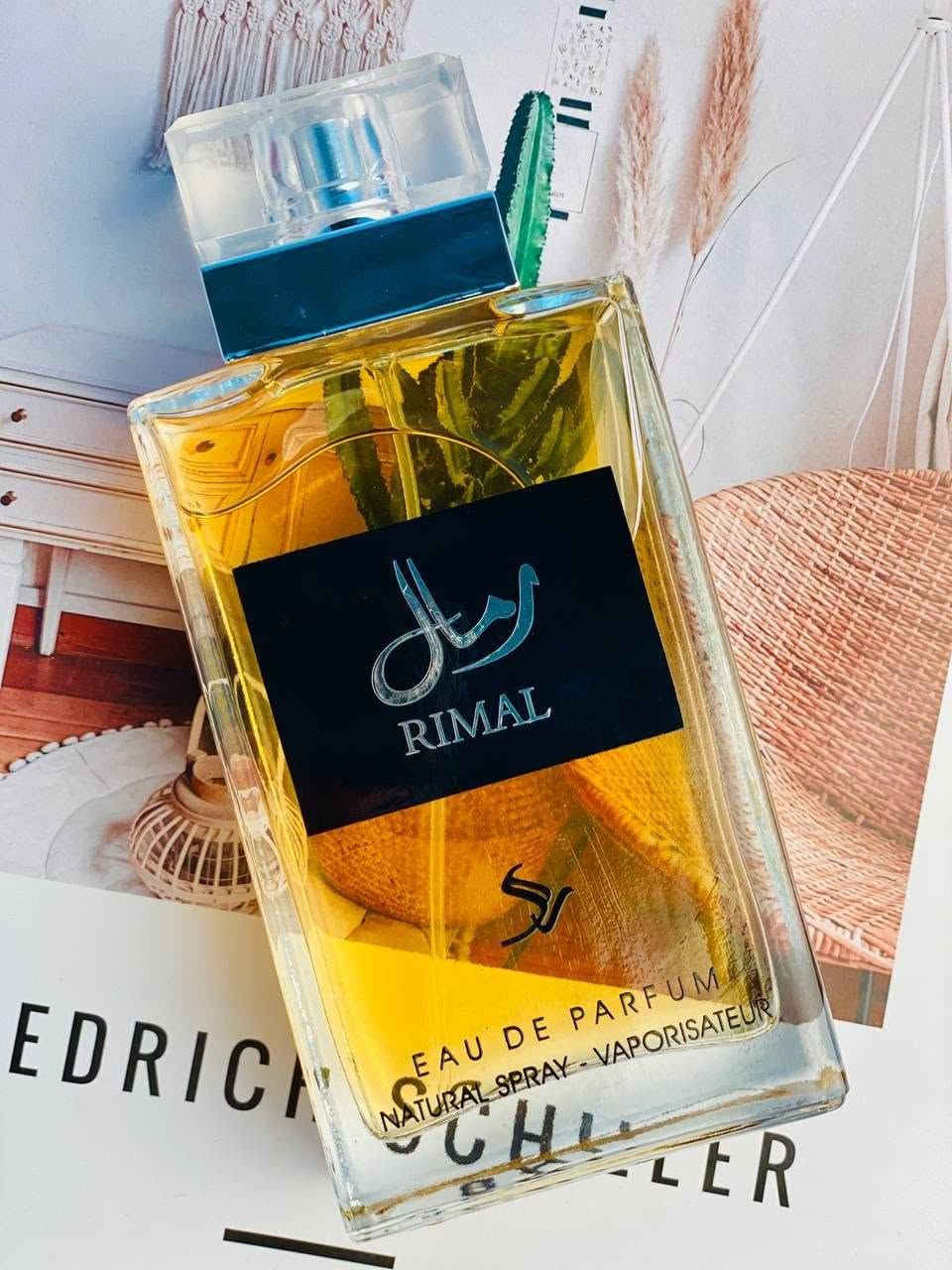 عطر لا يختاره إلا أصحاب الذوق الرفيع الذين يقدّرون قيمة العود والعنبر الفاخر 🤎 متميز.
#تواصل***********
عطر رمال الفخامة: حيث تلتقي حيوية البرغموت بعمق العود وسحر البخور الفاخر 🪵 زجاجة تأسر الحواس.
