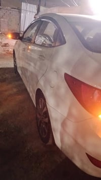 اكسنت موديل2016 خليجي محرك 1600 بيها بارد جاماغ امامي ايمن  السعر 112 ...