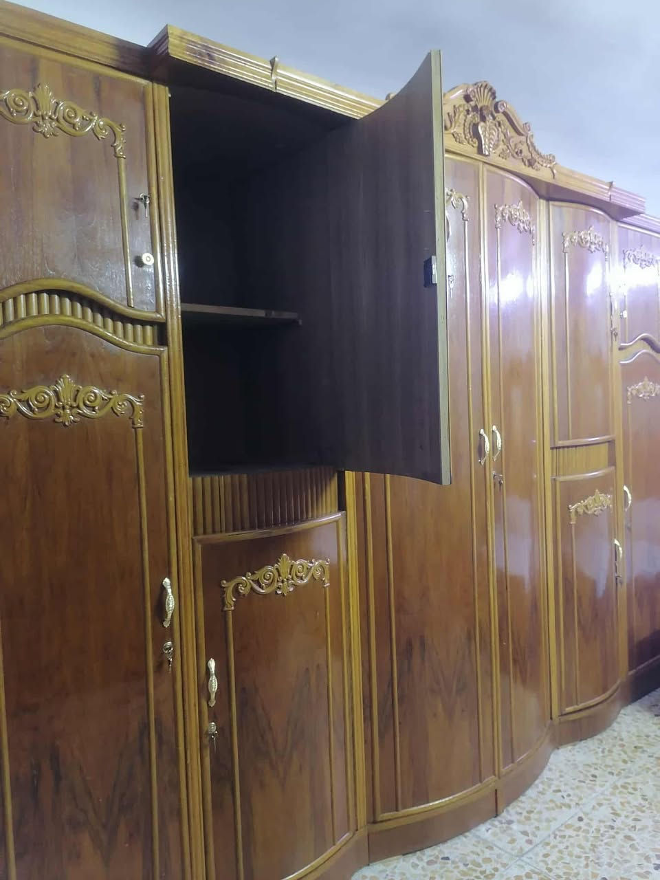 غرفة تسكام ضهر كنتور خشب براغي كنتور 6 ملحق خارج وداخل صاج مفصلها مليونين 500 بسبب ضيق المكان السعر 850 مابيها اي ضرر نضيفة كلش عنوان حسينية الراشدية الضباط يوجد شد ونقل


**إذا كنت صاحب هذا الإعلان وتريد حذفه لأي سبب، رجاءا أرسل رسالة إلى الدعم الفني**