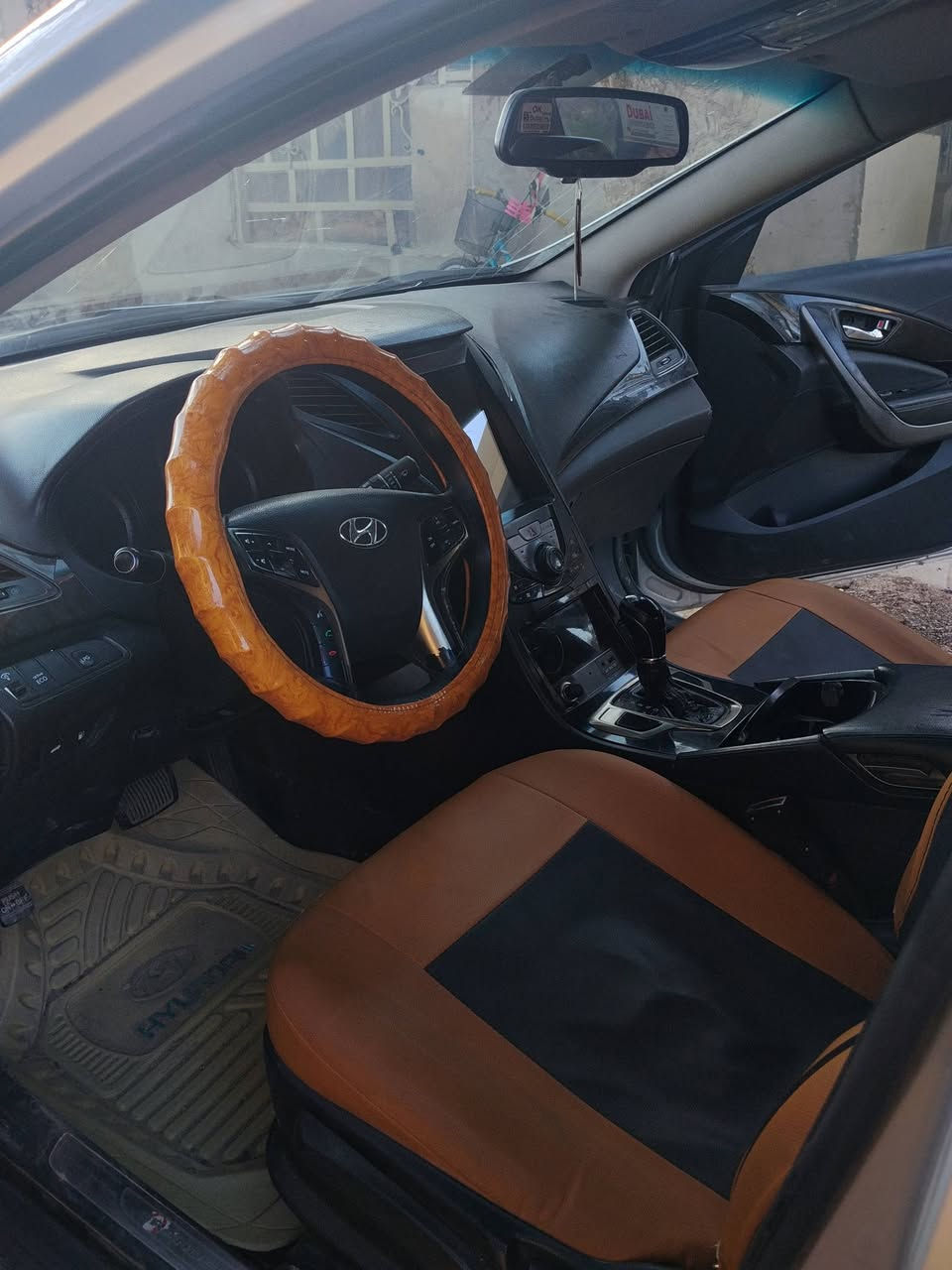 السلام عليكم
هونداي ازيرا 2012 رقم بابل مكفوله كير ومكينه وحداديه تبريد مداور موصفات فول عده الفتحه السعر 120وبيها مجال مكان النجف عباسيه متواجد فيس واتصال ***********
