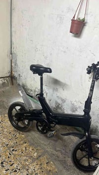 بايسكل شحن للبيع ياباني لونه اسود جديد بطاريه ليثيوم سعره مناسب مال مس...