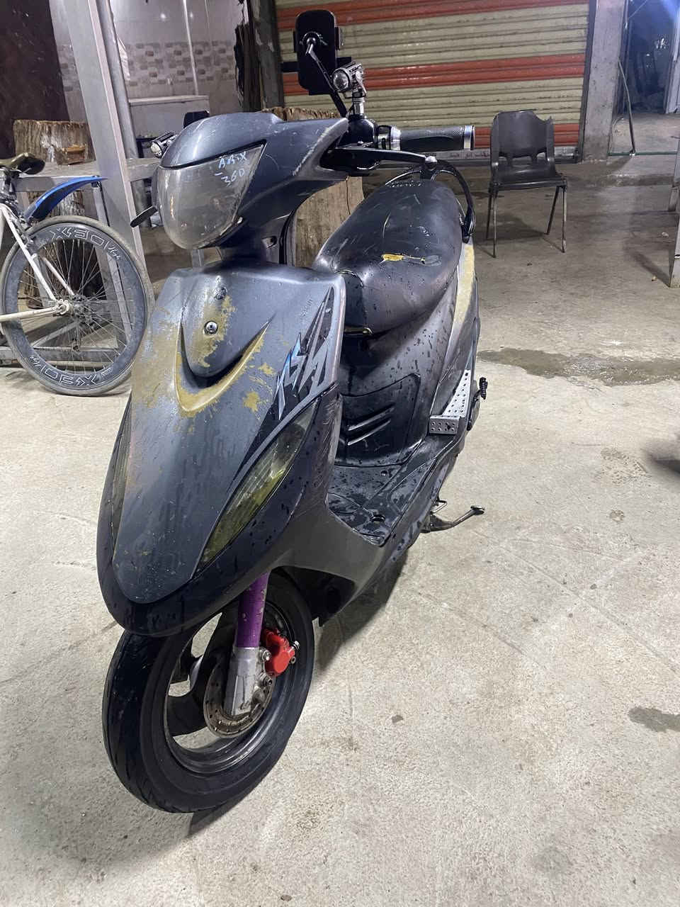 سلام  عليكم عدلة للبيع دراجة كله بلادية
كهربائياتكله شغالة مكفولة كشر ومكينه 

كفرات بلاد. داخل كله بلاد دراجة مكينه خرسة بلادية مكفولة صوت ضوح تبخير.   دشبول عداد سرعة كله شغالة 

 قفل جنطة استيرن. 

استاند تعليك صفح كله شغالة دراجة تاخدة ربع ما ذب عليها بيها زنون دراجة كله شغالة شلع  

بيها صدر رياضي وصالصنة رياضي 

ويدات وقبق عمبار 

السعر500 وبيها مجال

واتساب***********

اتصال ***********

 المكان بغداد دورة
