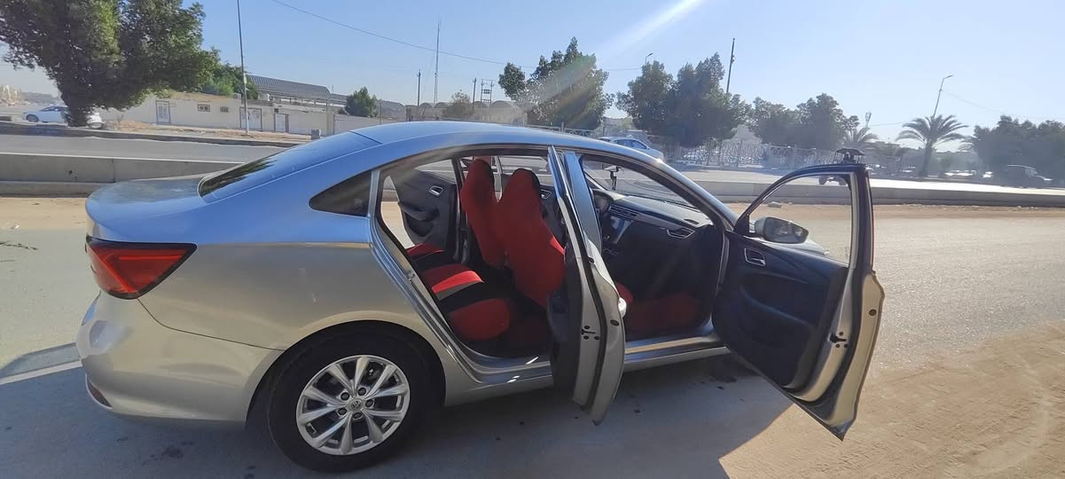 للبيع ام جي 5 موديل 2024
 رقم بغداد 
مصابيح led
‏A.B.S
نظام مراقبة ضغط الهواء في الاطارات
مثبت سرعة
ارضيات MG 
مصابيح نهارية LED
شاشه 
مداخل USB عدد 2
‏Android Auto
‏Apple Car Play
تحكم بالمقود
دبل بصمه
السيارة بيها ضربه خفيفه بالباب الي خلف باب الصدر 
ماشيه 51 الف 
السعر 110 مع مجال
مكان السياره الديوانية قضاء الشاميه 
للاستفسار الاتصال على الرقم
***********
