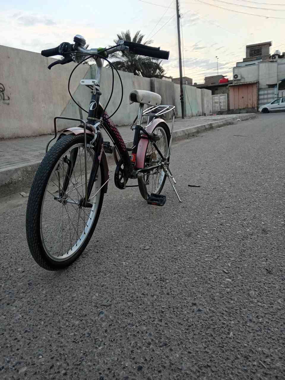 سلام عليكم بايسكل لبيع حجم 20
مكفول كفاله عامه السعر 80بي مجال
الرقم ***********
