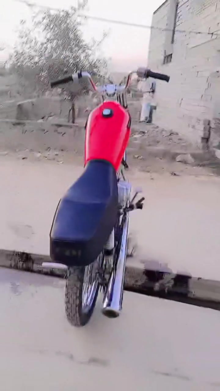 موطور سكنر تعمير 23 شلعه وفصله دراجه كلشي ما عايزه حلوه ناشفه واحله بل واقع  سعر خاص ودلل ***********
