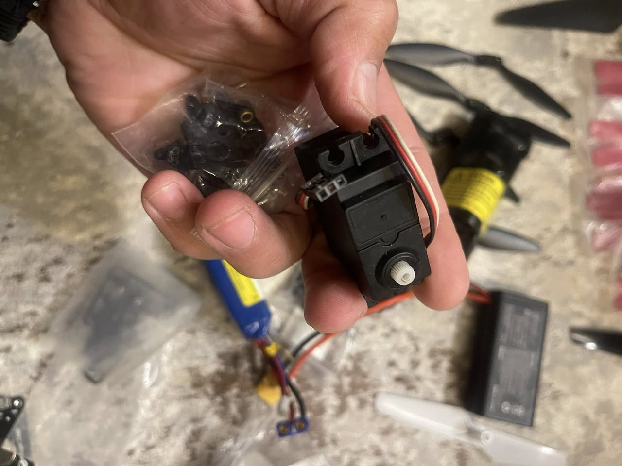 سلامو عليكم اخوان موجود هذاني
كول هان اولا تم 75 الف مع توصيل


**إذا كنت صاحب هذا الإعلان وتريد حذفه لأي سبب، رجاءا أرسل رسالة إلى الدعم الفني**