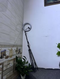 ستاند اضاءة • مستعمل شهر • مكاني العبيدي