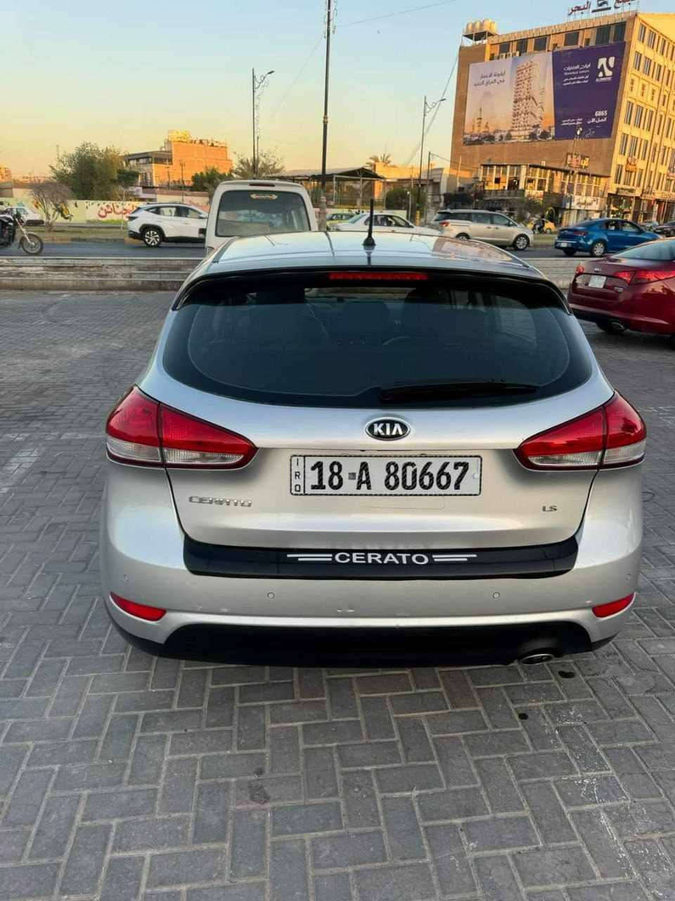 السلام عليكم

2015 هاج باك فول موصفات عدا البصمه فتحه سقف 
شاشه تاب اصلي 
كامره خلفيه دواره 
حساس امامي خلفي 
تحكم ستيرن 4 جهات 
مثبت سرعه 
تحكم بوضعية الستيرن
تبريد ثلج -تدفئه 
شاشة عطلات 
تبريد قطعتين 

 ماشيه 71 الف😍✅

السياره على وضع الشركه ✅✅✅🟩

بيه بس باب الصدر وره الصدر صبغ اثر شيش 
الدعاميه ما مصبوغه 
سياره على وضع الشركه 

مكينه - كير كفاله ✅

رقم بابل الجديد 
سنويه 29 بسمي 
ويل. 16 عالي يعني تنسخ تطخ
بنزين عادي تسحك اقتصاديه 
مسويله ادامه كامله 

سياره جديده تخبل مال جنايه🟩🟩✅

سياره جدا جدا نظيفة بنزين عادي ابدا ماكو دونز سياره كلش نظيفة بالنسبة لسنتها كلش قليل ماشيه✅✅

السعر :: اطلبه بالتعليقات يصلك خاص 📩✅

 للاستفسار ***********
