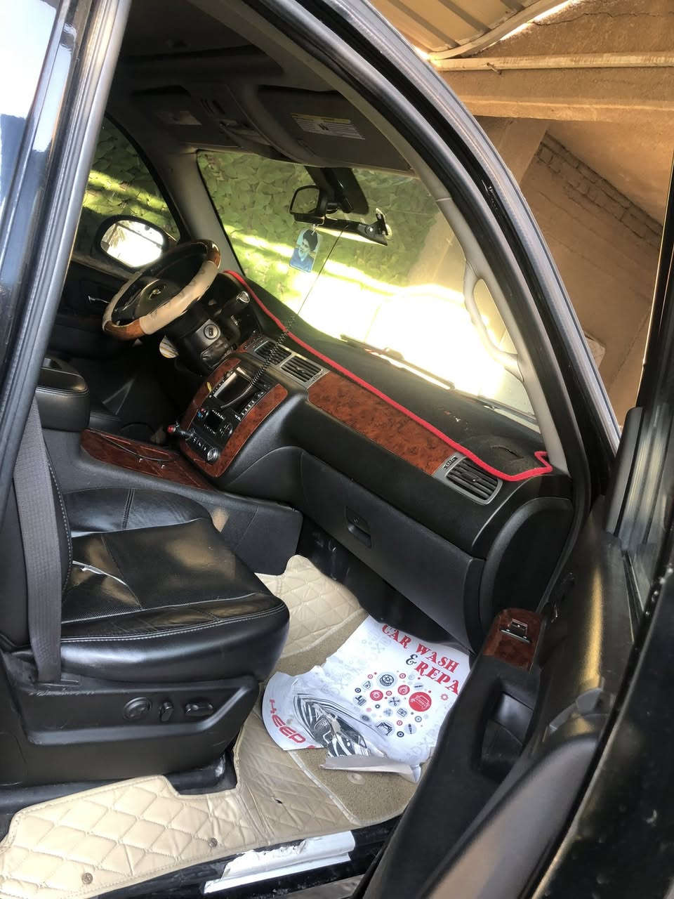 ltz 2011 للبيع
تاهو 
مكانها بغداد 
السيارة مكفولة من ضربة و گص 
جديده بمعنى الكلمة و احلى من الصور 
السعر 95 ورقه 
***********
