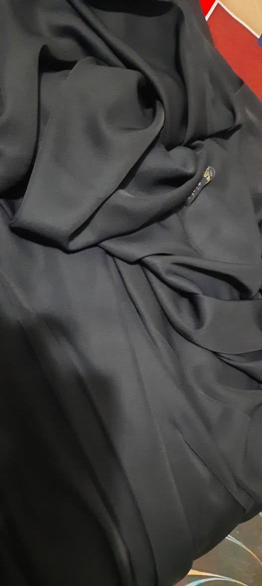 بنات من الخاص عبايه قماش تريدها ب 50 وبيها مجال للشرايه


**إذا كنت صاحب هذا الإعلان وتريد حذفه لأي سبب، رجاءا أرسل رسالة إلى الدعم الفني**