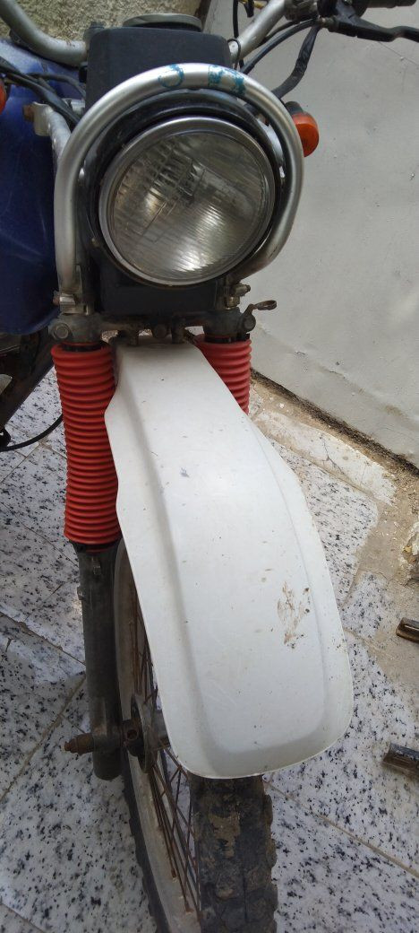 تايرات قفاز ياباني 
جوب إمامي خلفي 
سيم ويل إمامي خلفي 
وياله حجم 21 و18 17 
دسك بنز كفاخيات دشالي زنجيل 
خرج حياكه 
المكان ميسان توصيل موجود جميع المحافظات 
***********واتساب
