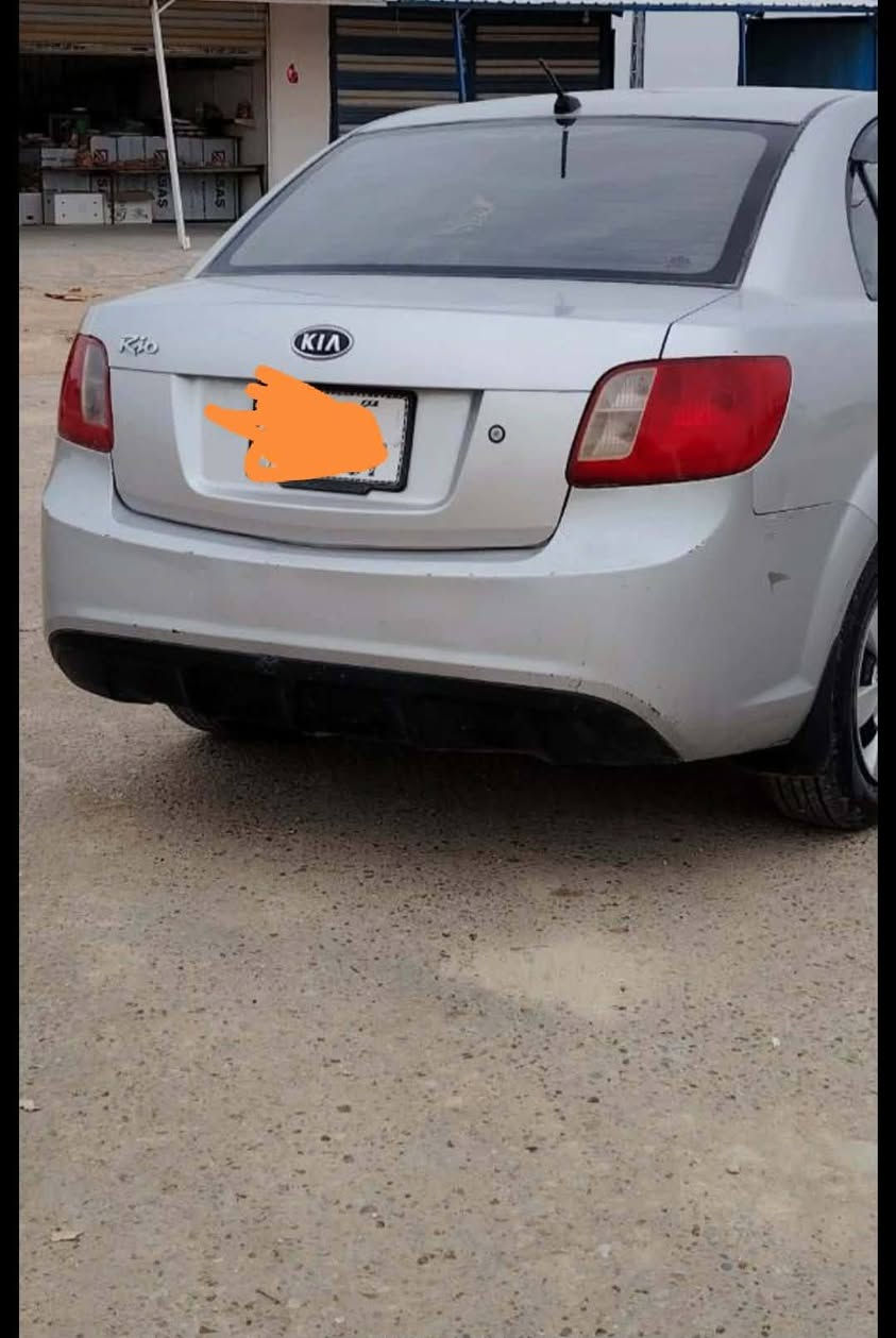 السلام عليكم سياره ريو مديل 2011رقم نجف  بأاسم راعيه مشروع وطني سنوية ستو مجددالسياره مال جناي بيه بس تبديل بابين نفس الون مال الشركه مكان الدوانية الحمزه الشرقي السعر 95مكلف بل نشر هاذ رقم صاحبه ***********
