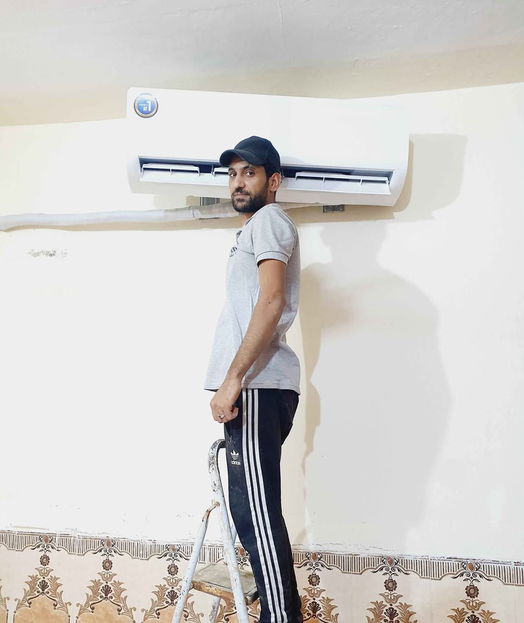 #ورشة الموسوي للتبريد
شد سبالت تنصيب

عندك سبلت عطلان لا تحتار 🤔اتصل 📞والصيانه داخل بيتك وانسب الاسعار ولا تفكر بالتصليح الممل نصلكم أينما كنتم..
#متميزون_باعمالنا__متفوقون_باسلوبنا
متخصصون في نصب وصيانة اجهزة التبريد
كادر هندسي مختص في نصب وصيانه كافة أجهزة التبريد
جداري • كنتوري • كاسيت • 
صيانه وتنظيف موقعي كافة اجهزة التبريد  (صيانه جهازك في منزلك)
💥نصب السبالت بضمان التنصيب والعمل❄️❄️
💥فتح وغسل جميع انواع السبالت بضمان جوده العمل
💥ليك وصيانه جميع انواع السبالت والمكيفات بضمان العمل موقعيا
💥كابسترات اصليه
💥شحن غاز درجة اولى مع الضمان

لسنا الوحيدين لاكننا الافضل 👍💪💪
للتواصل راسل الصفحه اوالاتصال عبر الرقم
*********** عمارة, ميسان
