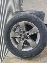 تخم ويل جارجر وتايرات حجم  17 انج نظافه جيده التيرات جدا نظيفه السعر 3...