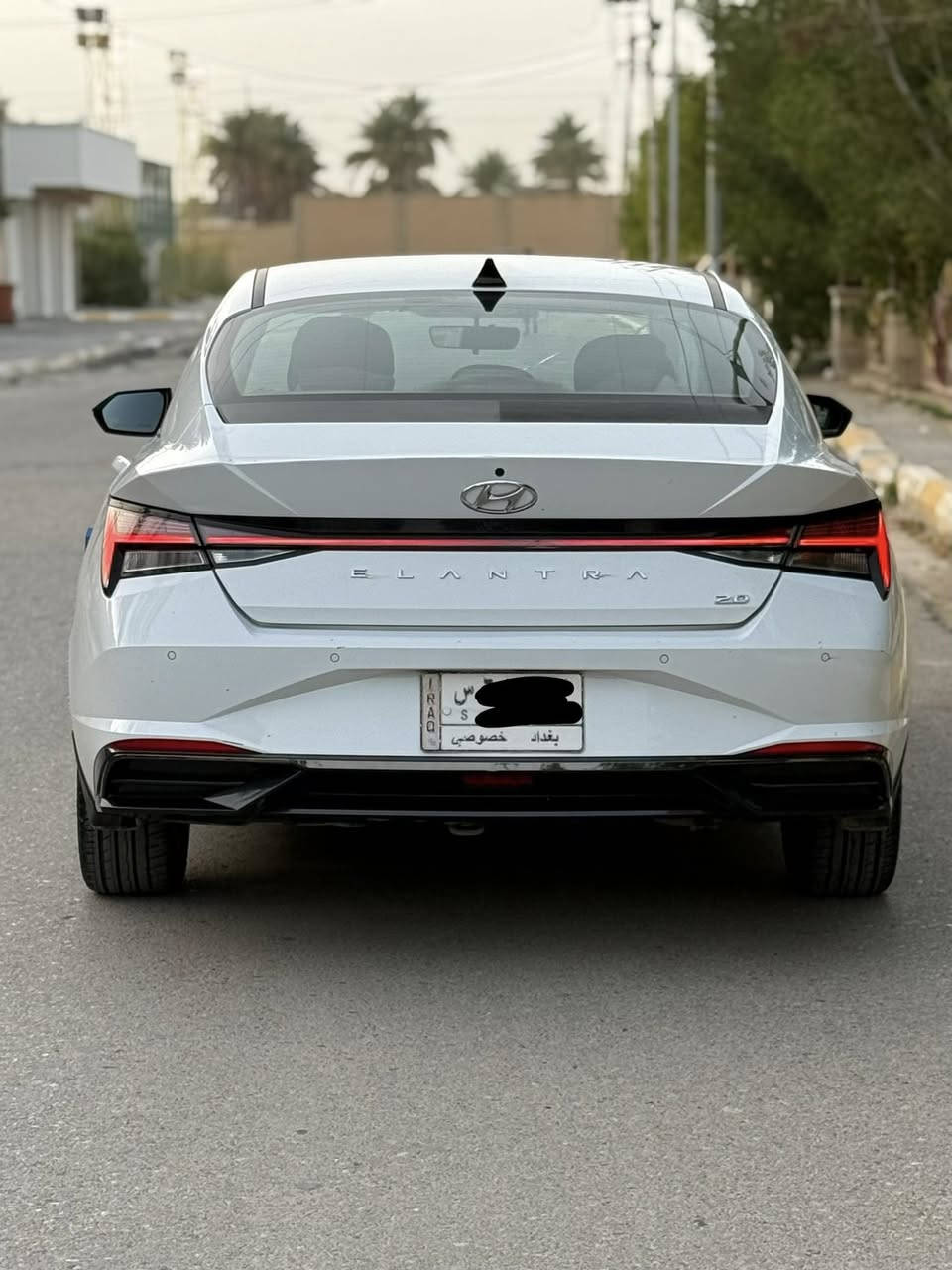 النترا 2023 خليجي استقطاع مباشر رقم بغداد باقي سنه ونص وتصير حره عدنه بيها وكاله عامه مطلقه تحويل وكاله مضمون سياره فول مواصفات 1/1 بصمه تشغيل + تشغيل عن بعد شاشه وكامره حساسات اماميه وخلفيه لد امامي وخلفي شحن لاسلكي وباقي المواصفات معروفه  مكفوله كفاله عامه مكينه 2000 دوش گير AT سياره جاهزه للاخير منقصها كلشي مكان السياره واسط السعر 148 وبيها مجال بيع فقط ***********
