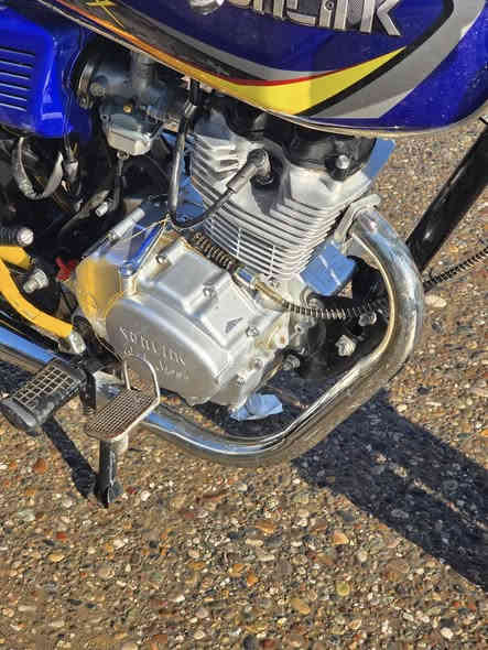 ماطور سولنيك موديل 23 نفس نضافه الي بلصوره 550 وبي مجال رجائن مو شراي لا تعبني فدوه لعينك الماطور كلشي مابي لا محرك بي صوت ولا الشاصي تعبان وتايرات الورا والكدام جدد هنه وجوابتهن  ***********
