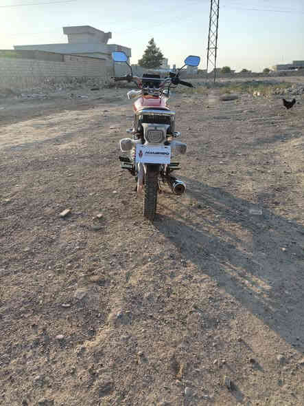 سلام عليكم سيفان سونك مديل 24 باب اول وزن ثغيل ختومات اخو الزيرو موطور كلو شغال وشرط نشرات كيجات كتروني كلو  شغال   تواير جوبلس للبيع او مراوس للاستفسار خاص او اتصل ***********
