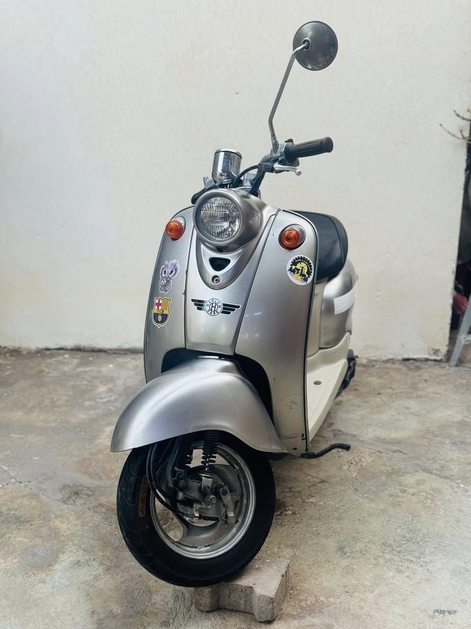 عبد حليم رمبة لوك فحل قفل اكسل دراجة كلشي بلادي بشرط نكره سلف تارات امامي خلفي جديد  استفسار ***********
