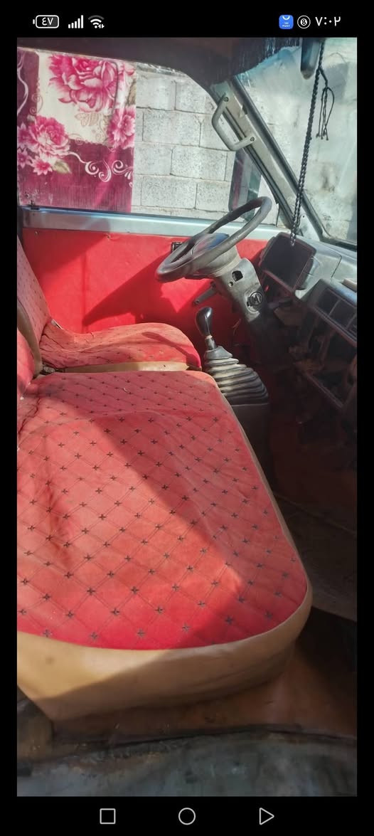 سلام عليكم عندي كيه بسته رقم حمل  سنويه ل 30 مجفته جذيذ بس يردله عنبير يسون 45ومامسويهن سعر سياره 26 وبيه مجال ***********
