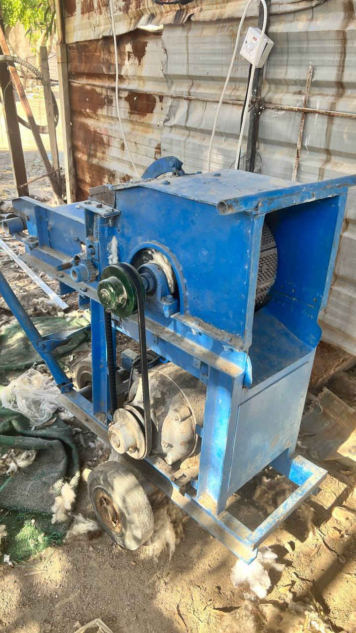 ندافة صوف للبيع شغالة أي نقص مابيها سعرها 350 العنوان كركوك حي العسكري هاذ رقمي للستفس***********
