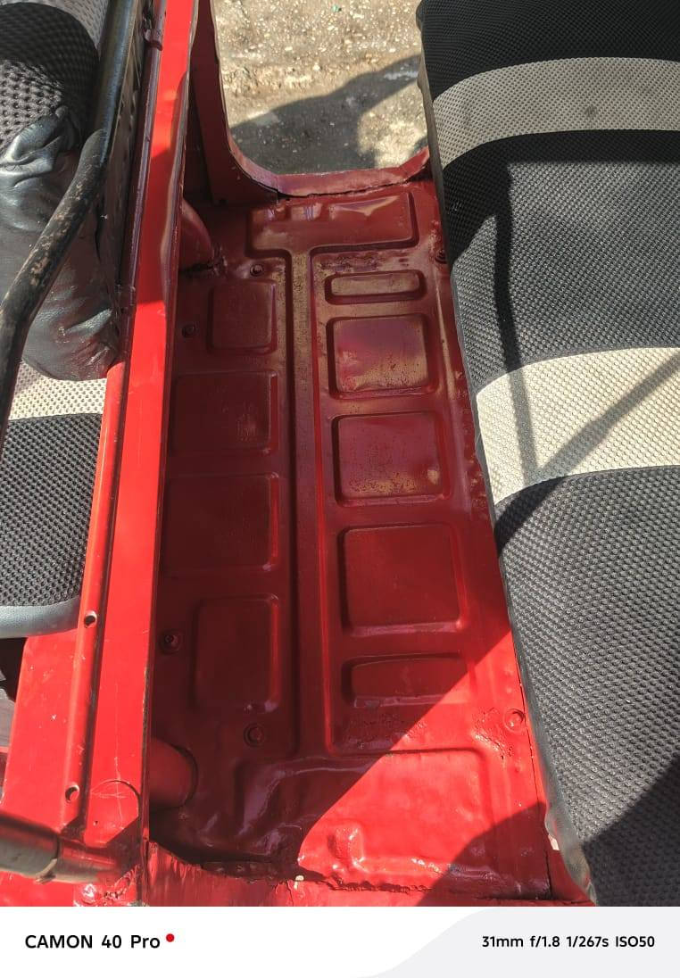 السلام عليكم 
18 رقم وسنويه 
تكتك شوفت عينك 
لتجي دكلي شبيه مابيه 
مكينه حلوه وناعمه 
تكتك كشره حلو 
مكاني حسينيه الراشديه
***********
