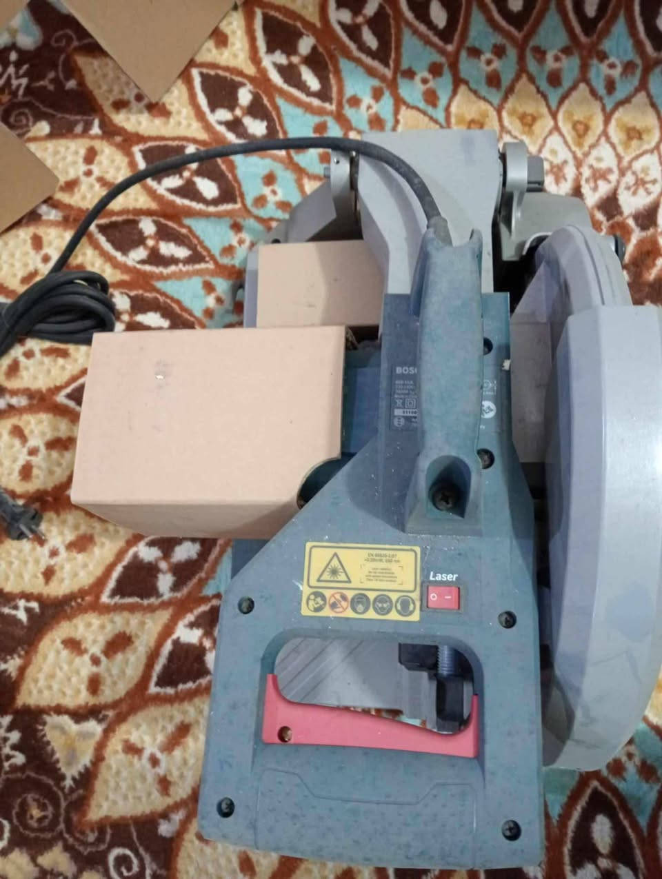 السلام عليكم البيع عندي كتر بوش قطع بارد 400دولار ***********
