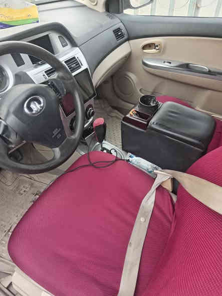 السلام عليكم كريت ول فولكس موديل 12 اوتو ماتيك مكينه وكير كورلا بلادي مكفولات السياره مكفوله كفاله عامه من الحادث بس جانت جارده وصبغناها عام بعدني ممبولشها تحويل مباشر سعرها 50 وبيها مجال للشراي مكاني بغداد للاستفسار الاتصال على ***********
