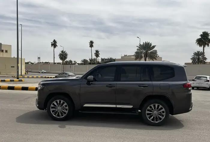 السلام عليكم//  

بدون اوراق كلك ادوات رقم دهوك توام 

لاند كروز    فول    2023 كفاله سرق صبغ عشاير انتربول 

السعر //((165 ورقه ))

مكفول من الصبغ والكص والسرقه 

وتساب موجود فقط وتساب

***********
