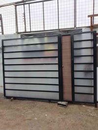 متاح باب سلايت تفصال جديد 2×3 العنوان بغداد المعامل رقم 07731641367