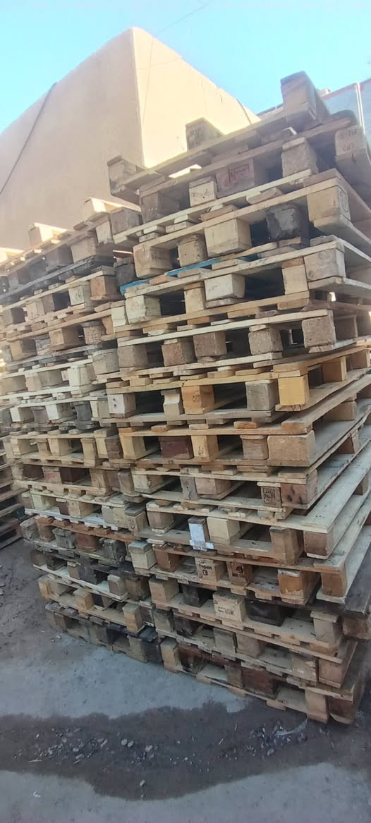 سكيب 120 /100 و80/ 120 جديد ڱڵـه ملابس
شقأل *********** بغداد اليسفيه
