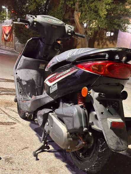 سلام عليكم درجه جديد مكفولة من كلشي صار شهر من نازاله وراق كامل مكاني بغداد الشعله ***********
